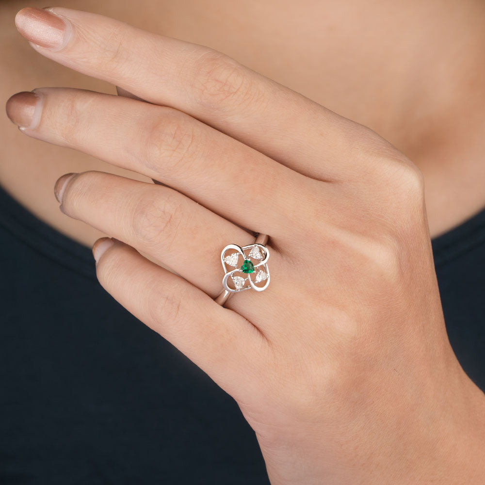 18K White Gold Diamond Ring - 0.308ct VVS-VS-GH with Colour Stones