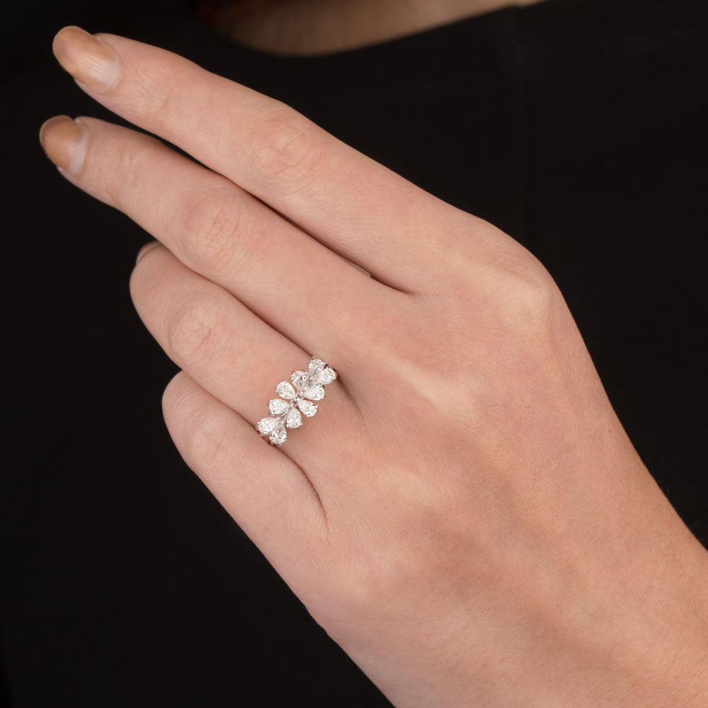 18K White Gold Diamond Ring - 0.833ct VS-SI-GH