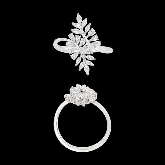 18K White Gold Diamond Ring - 0.577ct VVS-EF