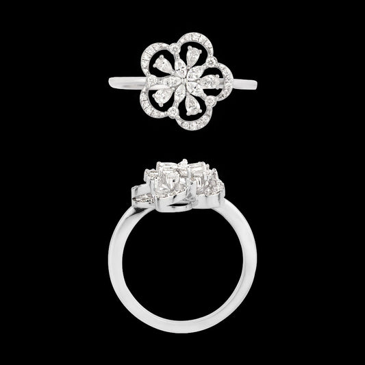 18K White Gold Diamond Ring - 0.42ct VVS-EF