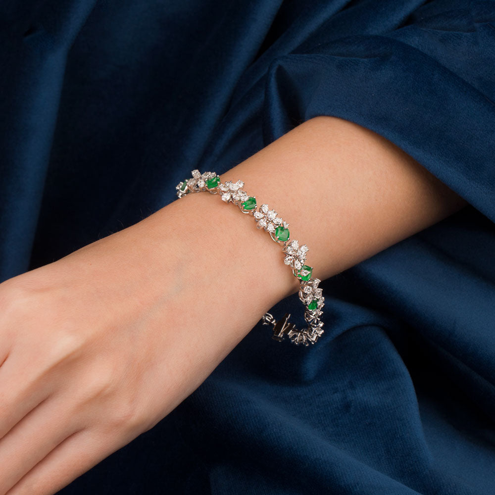 18K White Gold Diamond Bracelet - 4.51ct VVS-VS-GH with Colour Stones