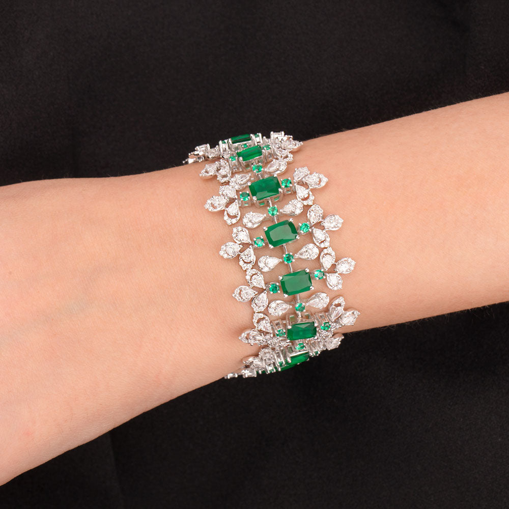 18K White Gold Diamond Bracelet - 7.029ct VVS-VS-EF with Colour Stones