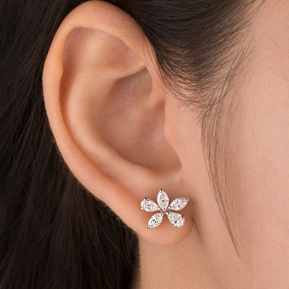 18K White Gold Diamond Earrings - 1.5ct VS-SI-EF