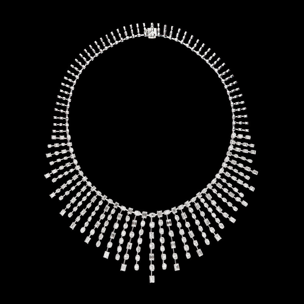 18K White Gold Diamond Necklace - 27.77ct VVS-VS-EFG