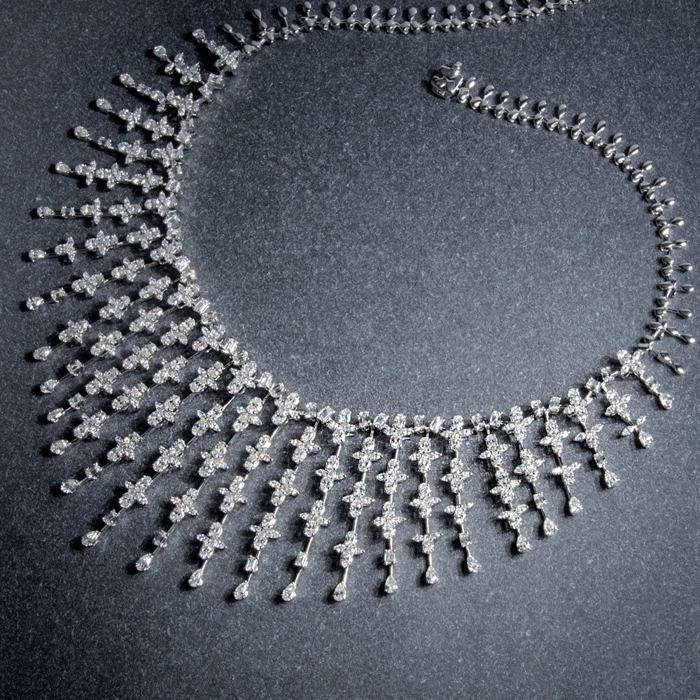 18K White Gold Diamond Necklace - 24.74ct VVS-EF