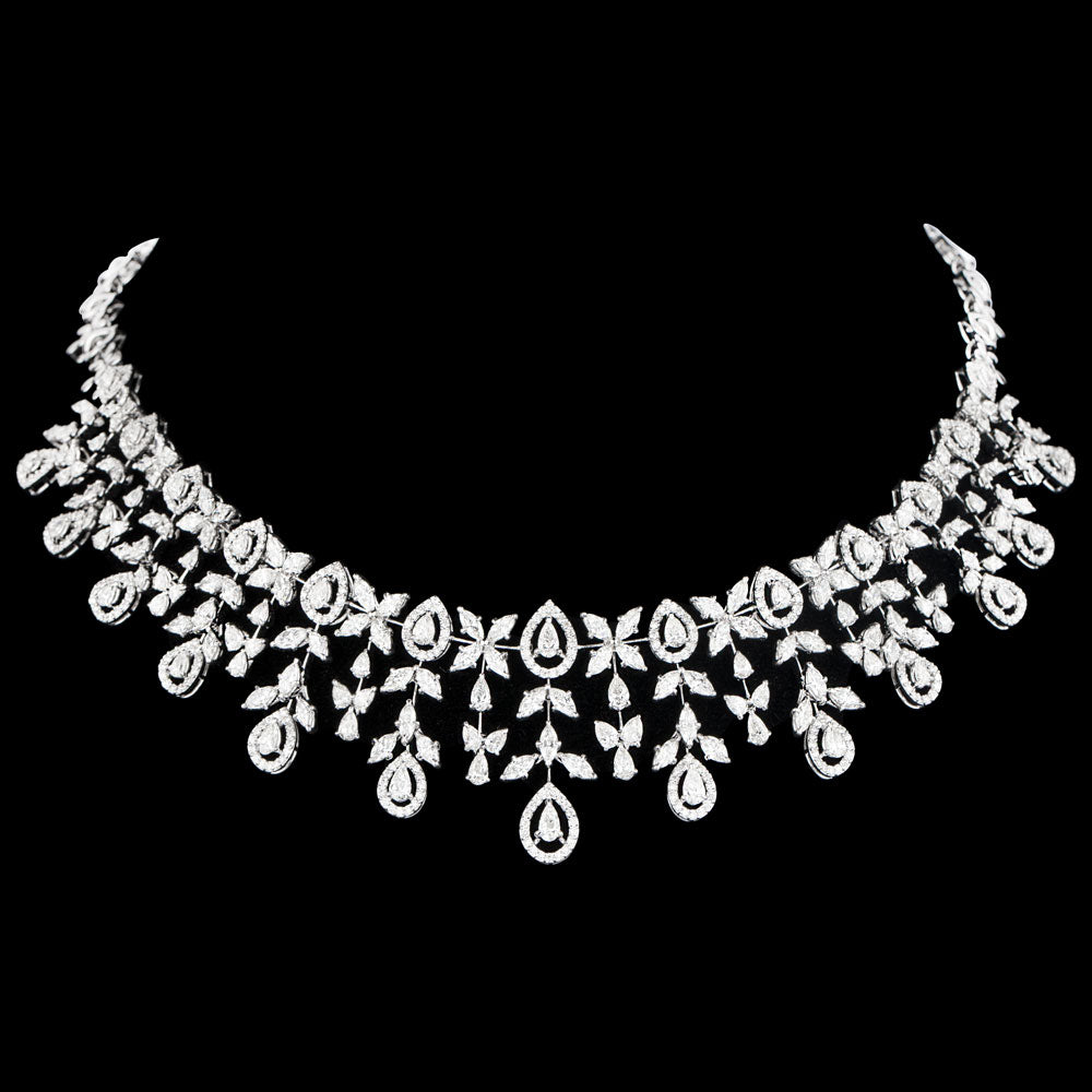 18K White Gold Diamond Necklace - 17.593ct VVS-VS-GH