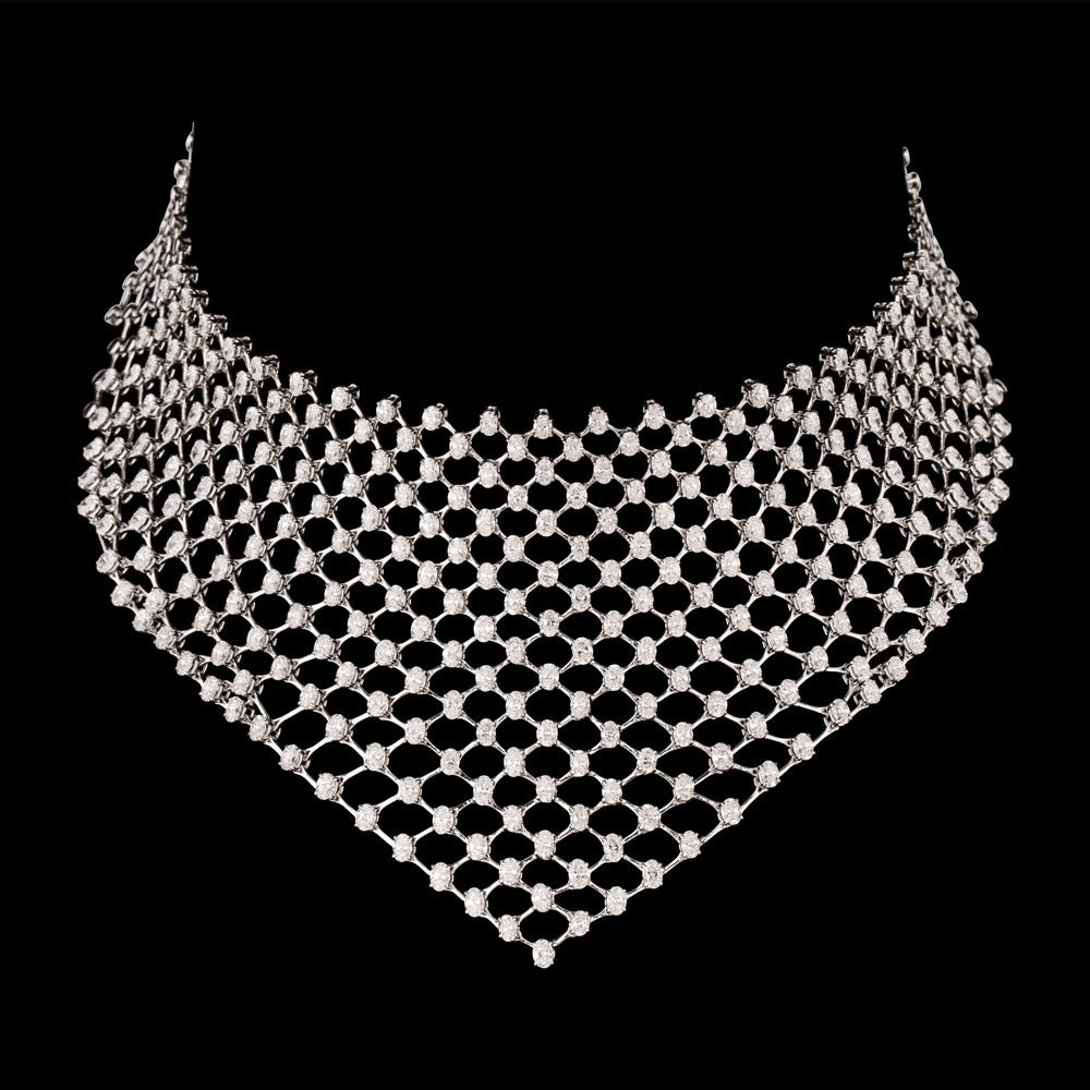 18K White Gold Diamond Necklace - 30.39ct VVS-FG