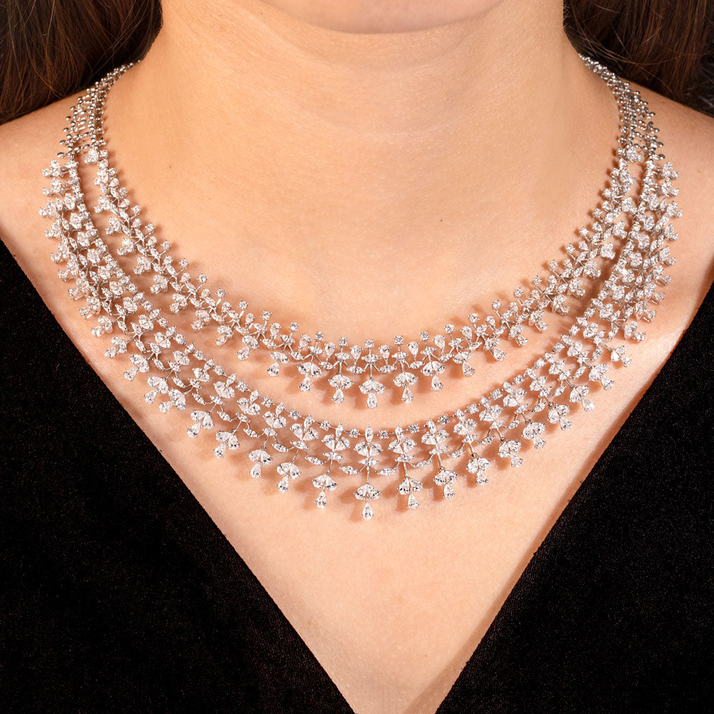 18K White Gold Diamond Necklace - 20.06ct VVS-EF