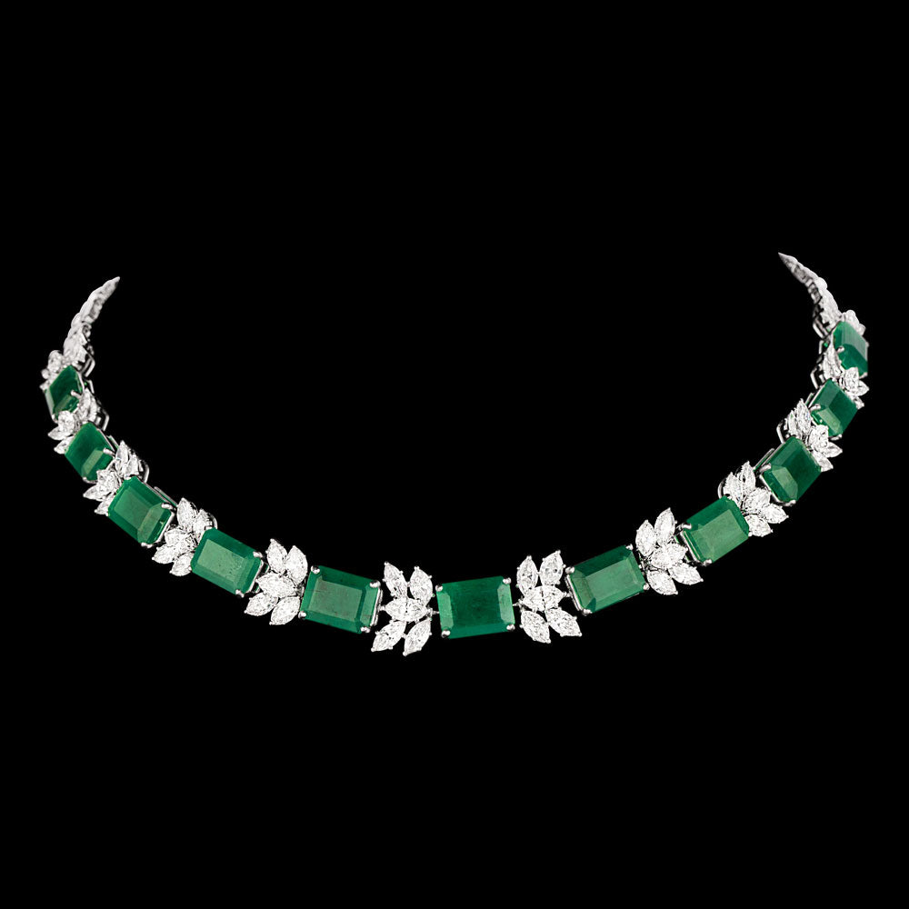 18K White Gold Diamond Necklace - 14.18ct VVS-VS-GH