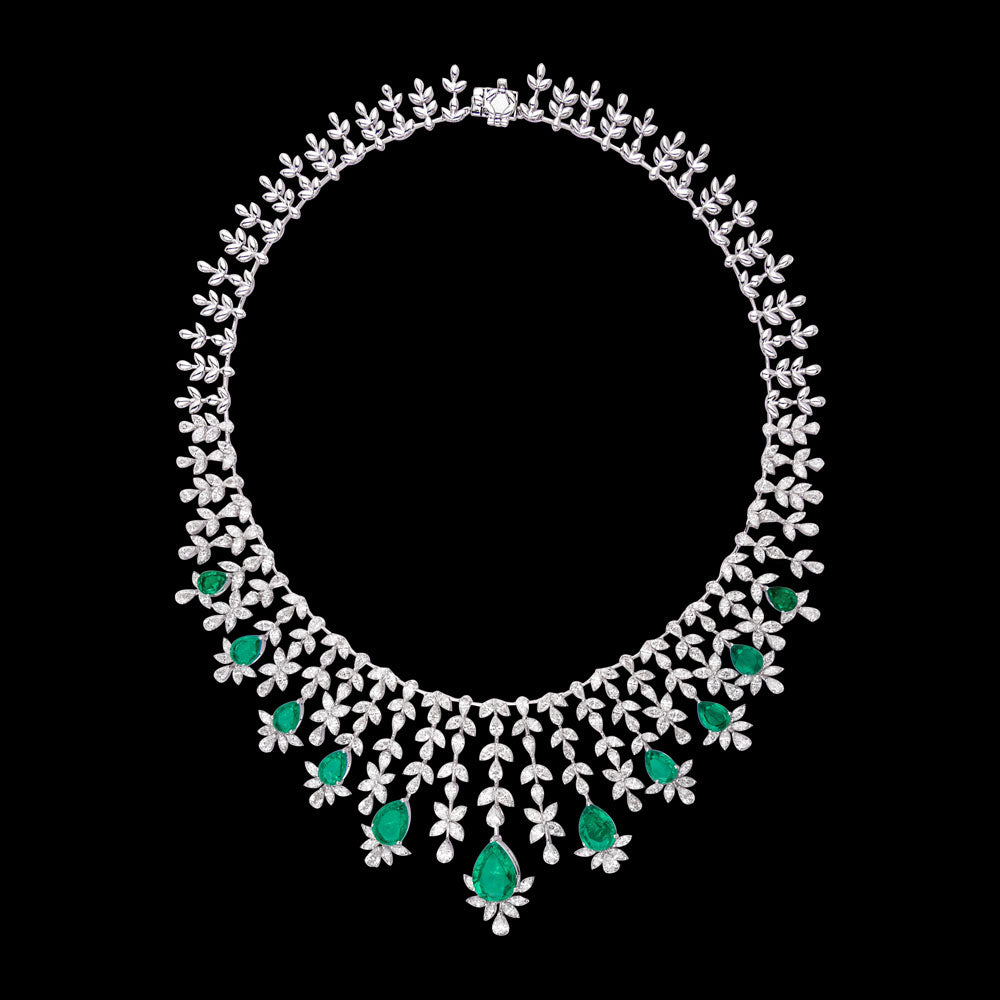 18K White Gold Diamond Necklace - 25.93ct VVS-VS-HI with Colour Stones