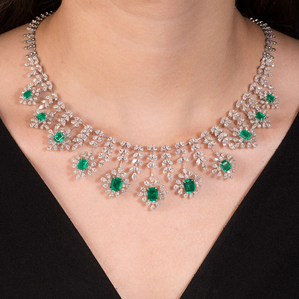18K White Gold Diamond Necklace - 15.876ct VVS-VS-EF with Colour Stones