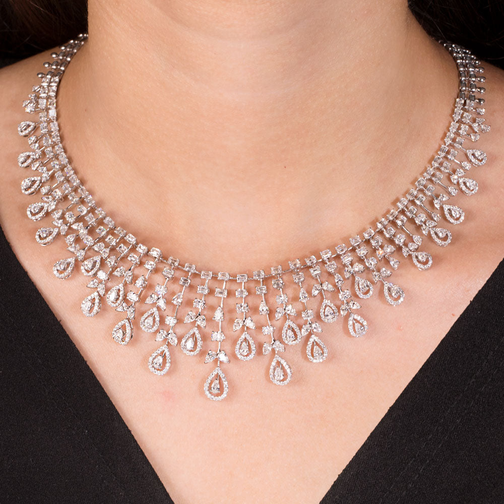 18K White Gold Diamond Necklace - 21.242ct VVS-VS-EF