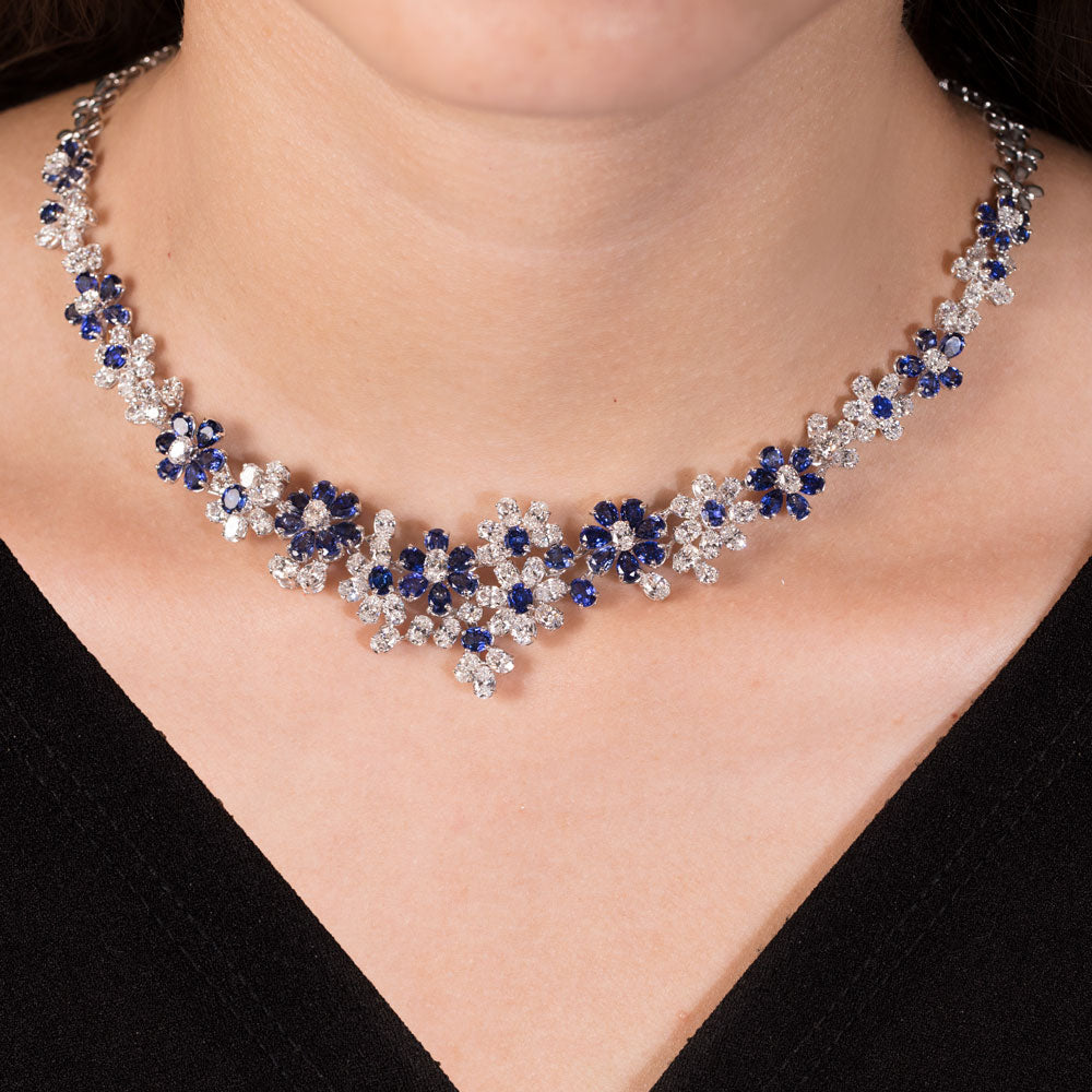 18K White Gold Diamond Necklace - 11.67ct VVS-VS-EF with Colour Stones