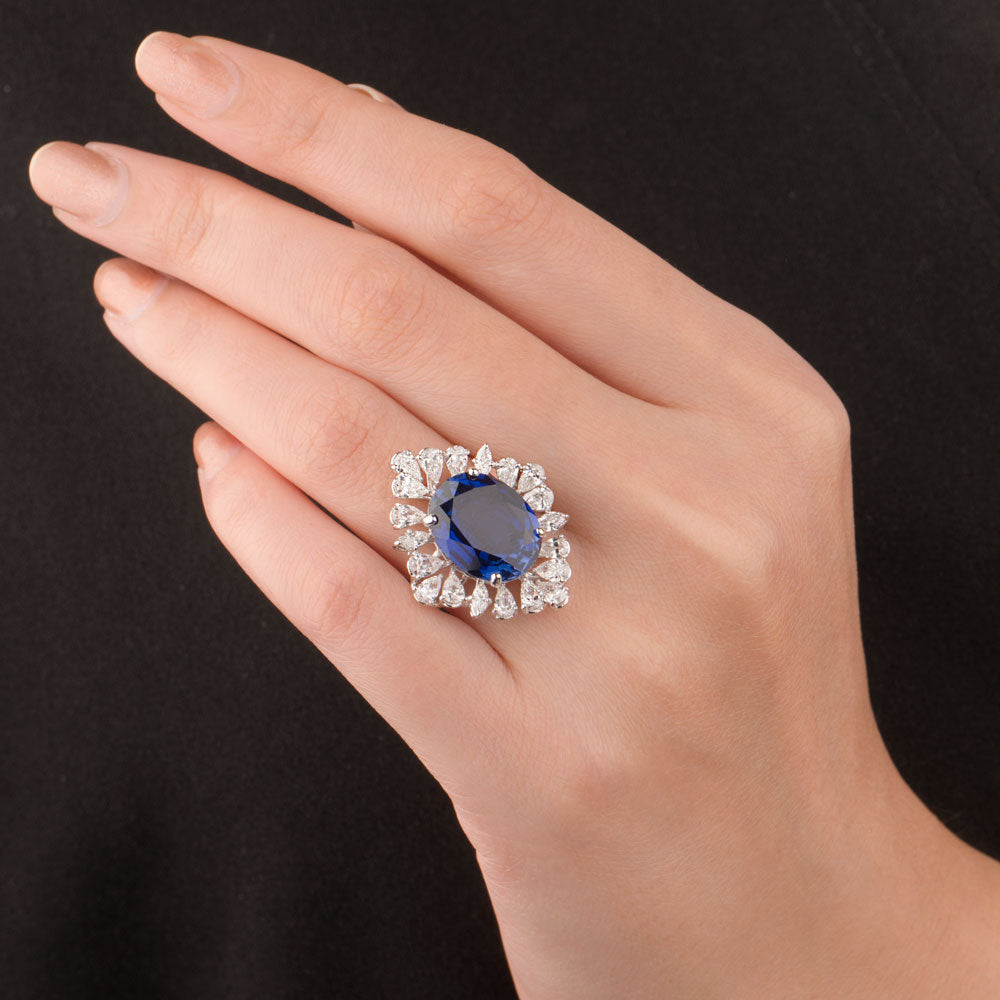 18K White Gold Diamond Ring - 1.824ct VVS-VS-FG with Colour Stones