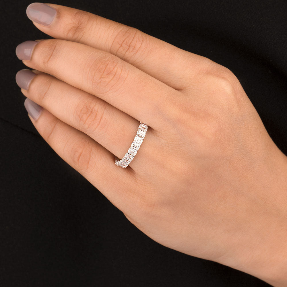 18K White Gold Diamond Ring - 2.7ct VVS-FG