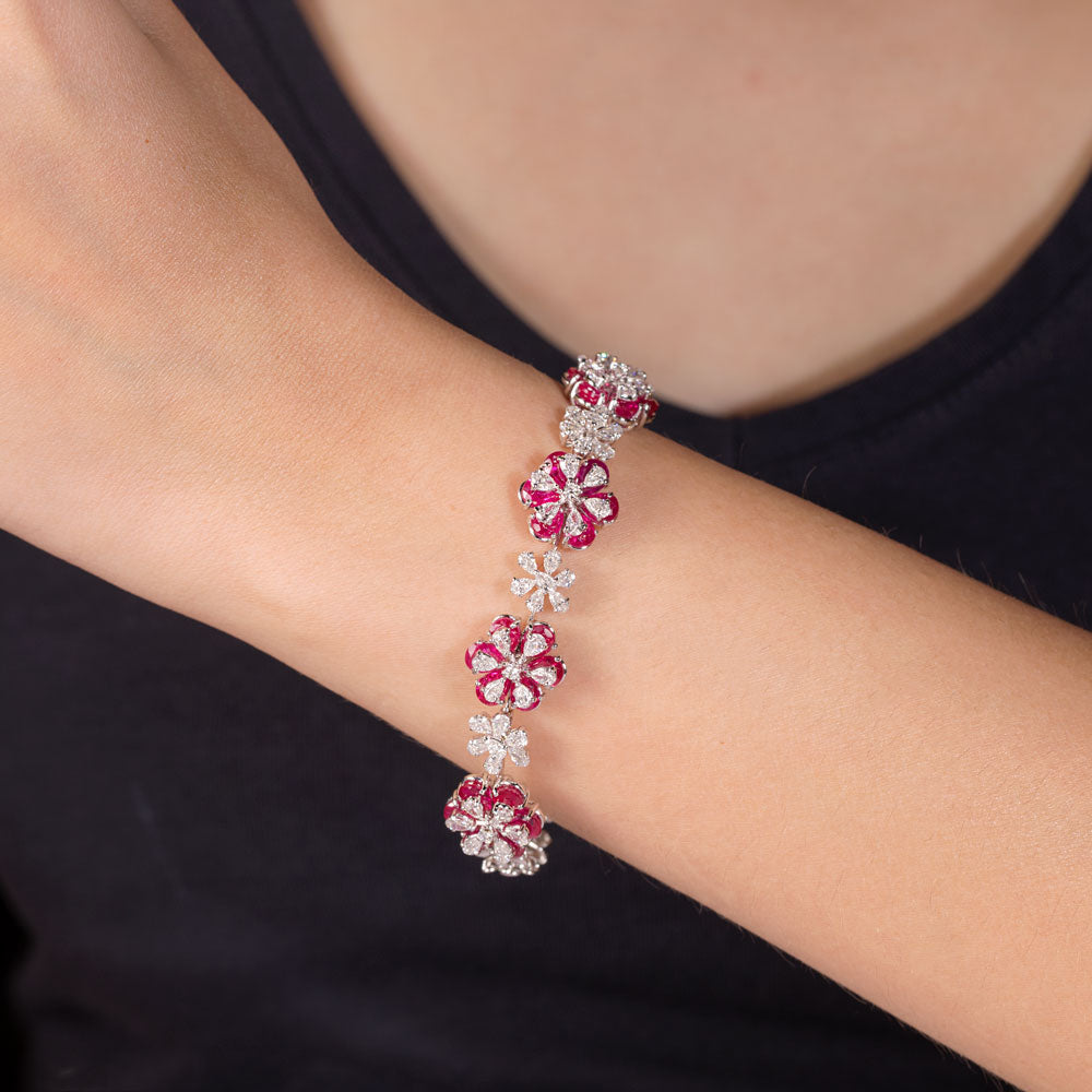 18K White Gold Diamond Bracelet - 3.845ct VVS-VS-EF with Colour Stones