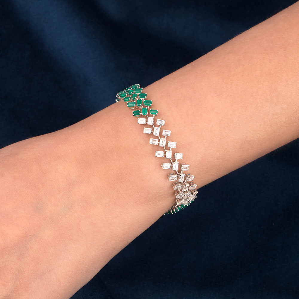 18K White Gold Diamond Bracelet - 5.064ct VVS-FG with Colour Stones