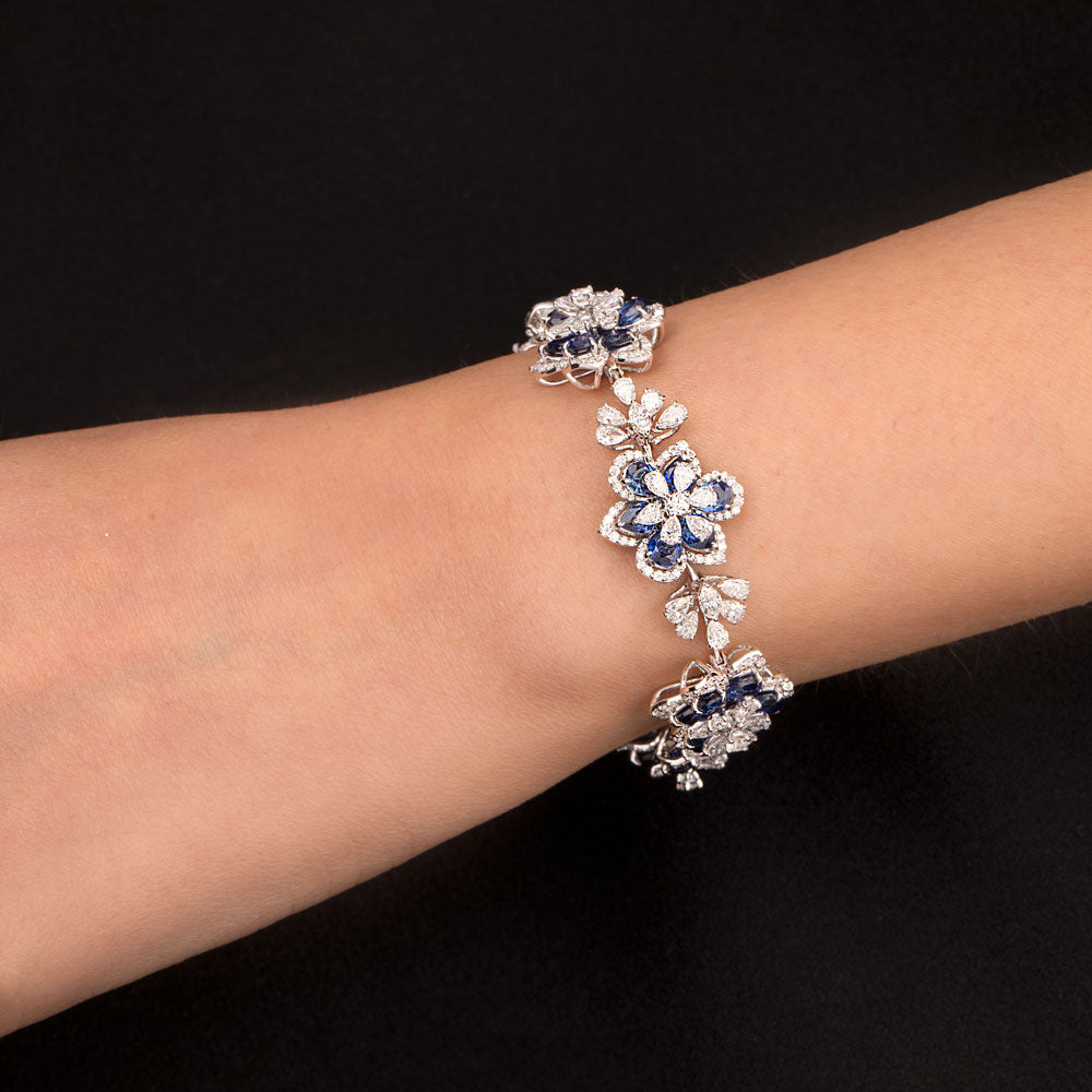 18K White Gold Diamond Bracelet - 7.883ct VVS-VS-EF with Colour Stones