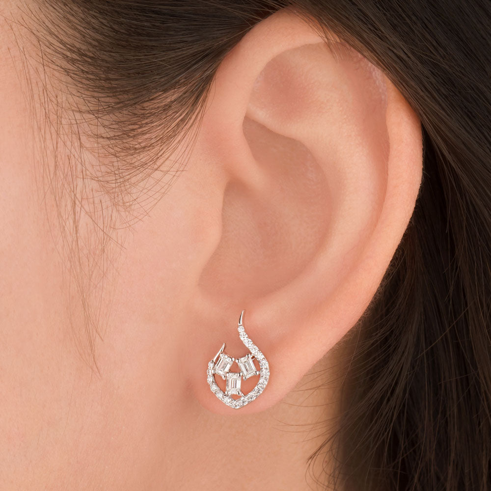 18K White Gold Diamond Earrings - 0.757ct VVS-FG