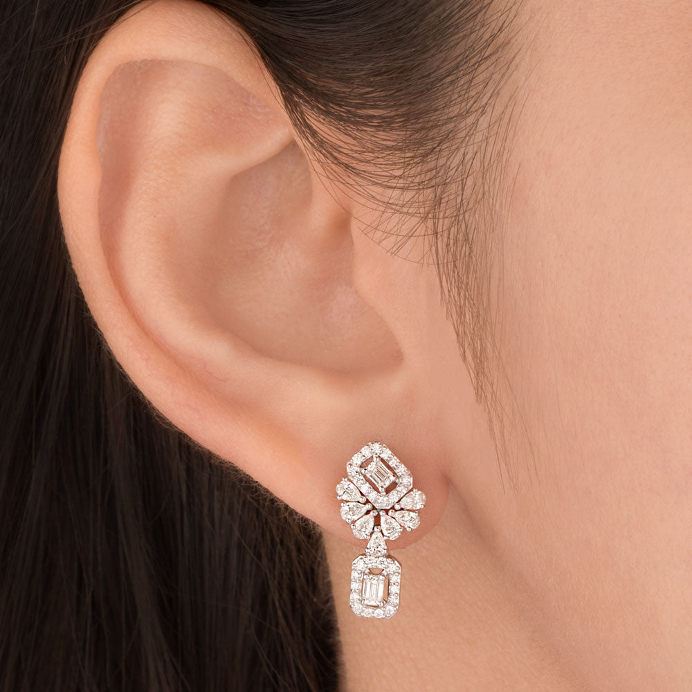 18K White Gold Diamond Earrings - 1.083ct VVS-FG