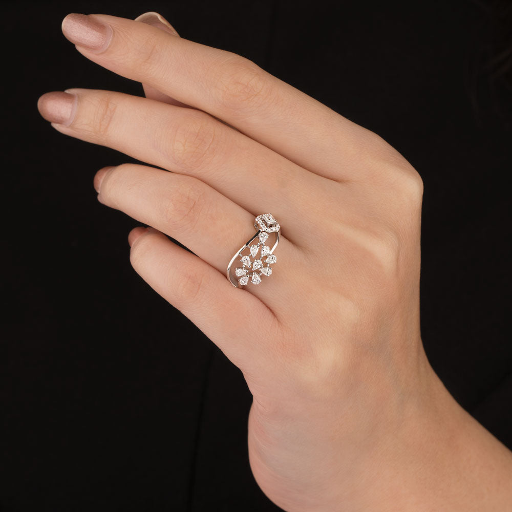 18K White Gold Diamond Ring - 0.515ct VVS-FG