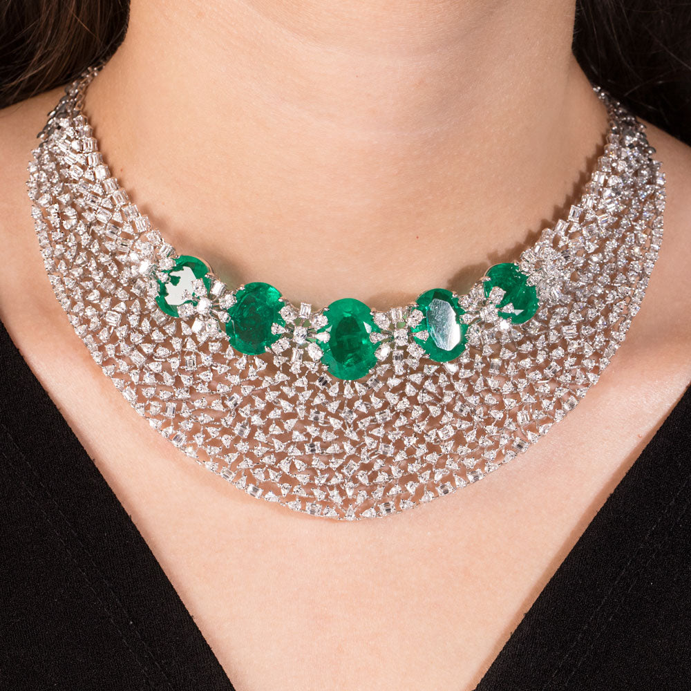 18K White Gold Diamond Necklace - 28.18ct VVS-EF with Colour Stones