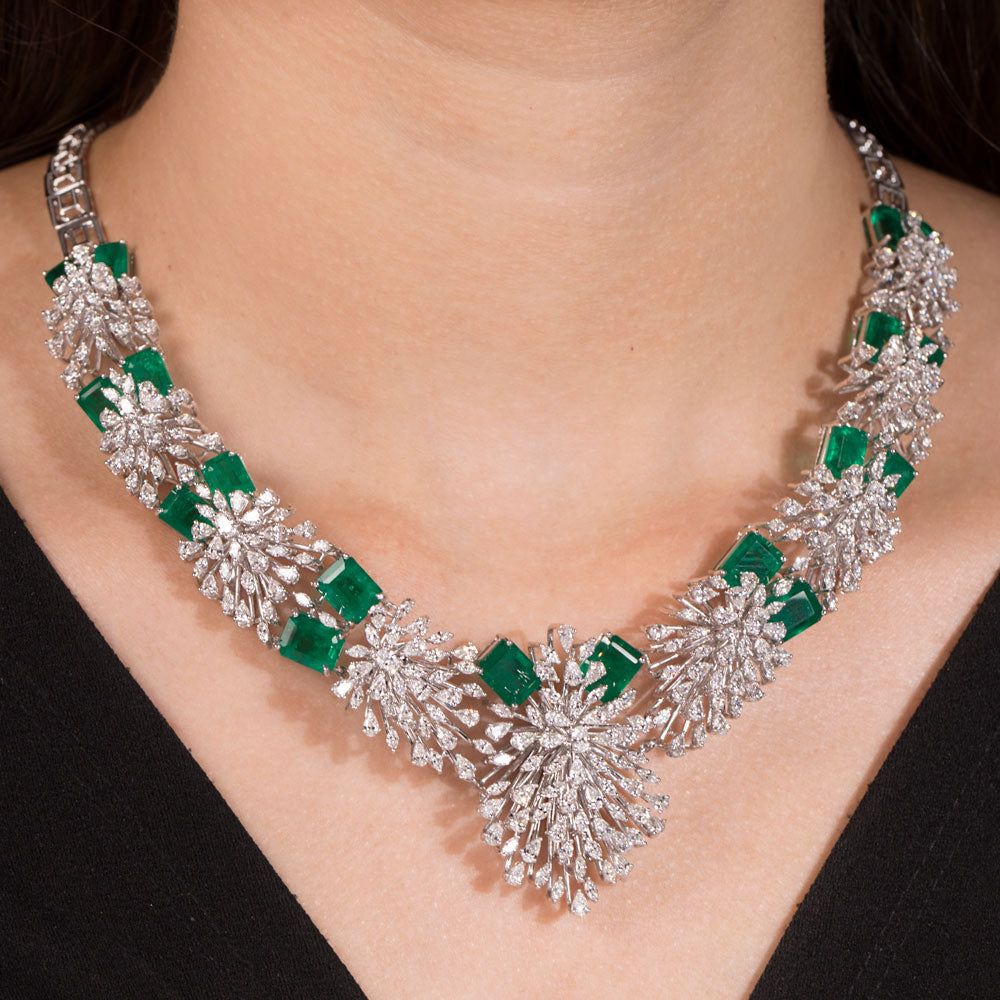 18K White Gold Diamond Necklace - 15.27ct VVS-EF with Colour Stones