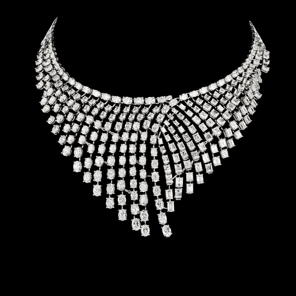 18K White Gold Diamond Necklace - 46.96ct VVS-VS-GH