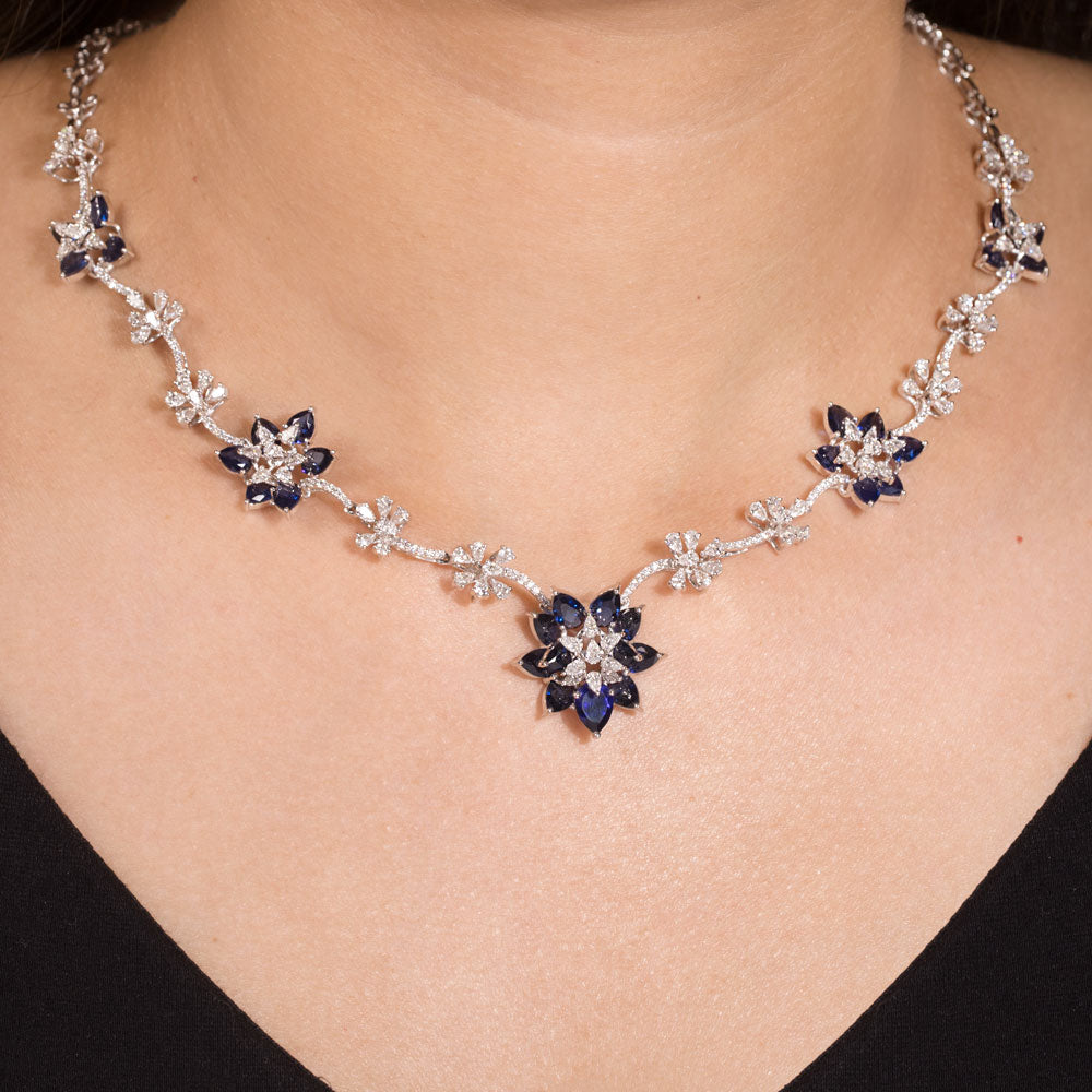 18K White Gold Diamond Necklace - 4.46ct VVS-EF with Colour Stones