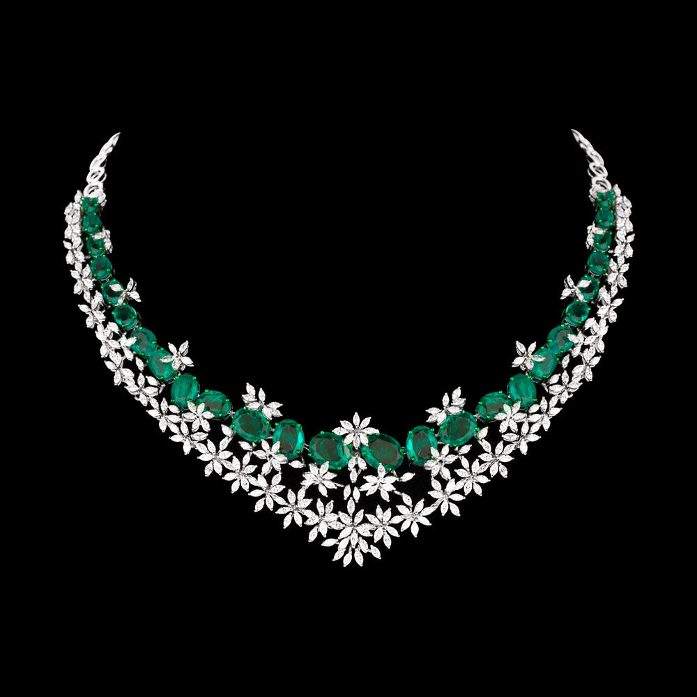 18K White Gold Diamond Necklace - 8.86ct VVS-EF with Colour Stones