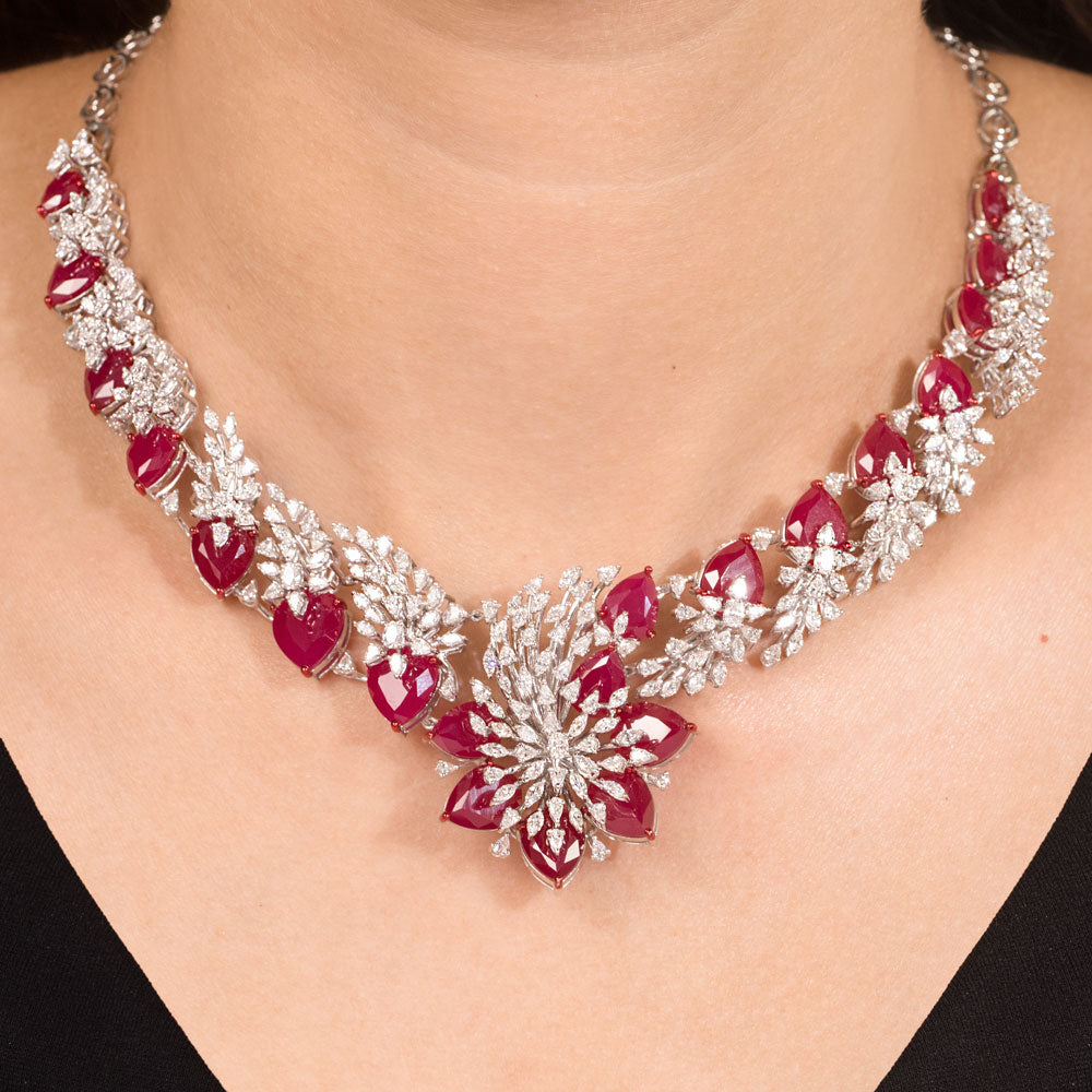 18K White Gold Diamond Necklace - 8.53ct VVS-EF with Colour Stones