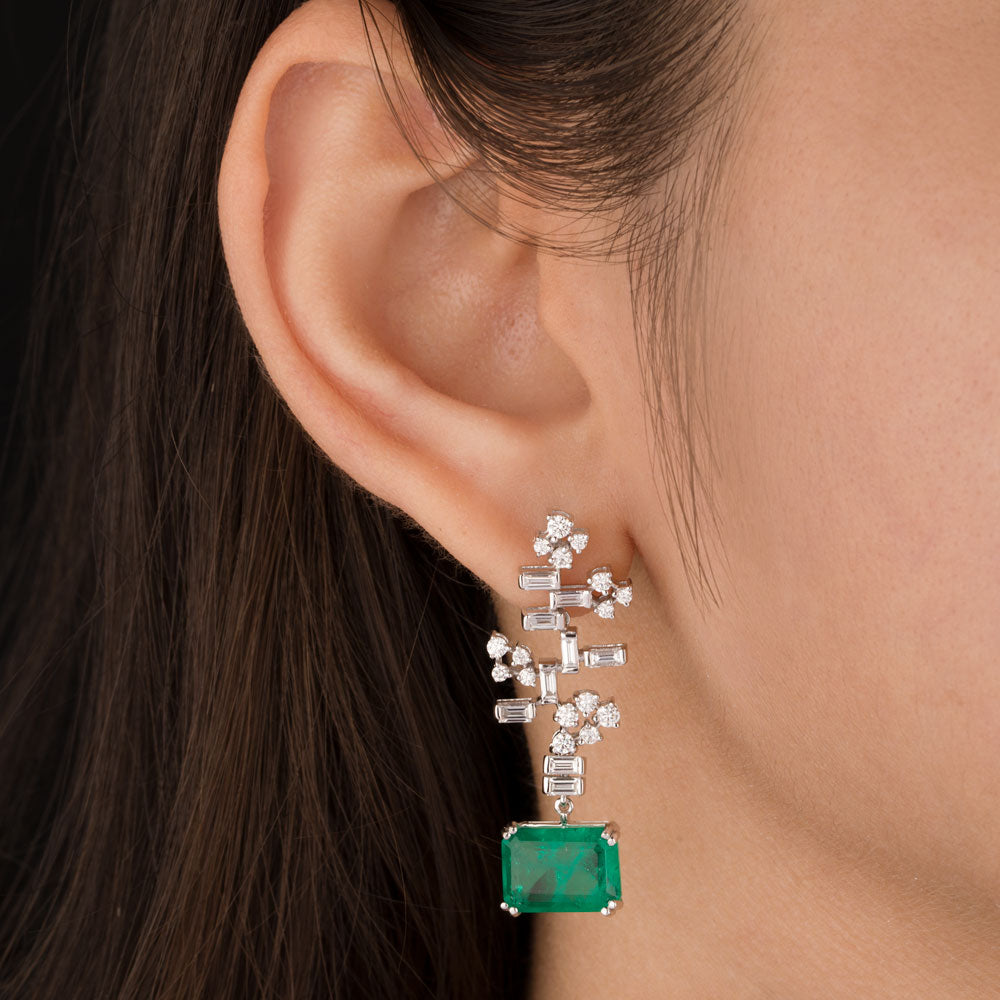 18K White Gold Diamond Earrings - 1.537ct VVS-VS-EF with Colour Stones