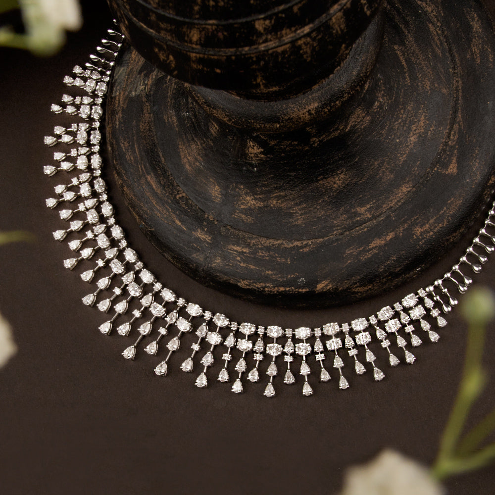 18K White Gold Diamond Necklace - 15.68ct VS-SI-EF