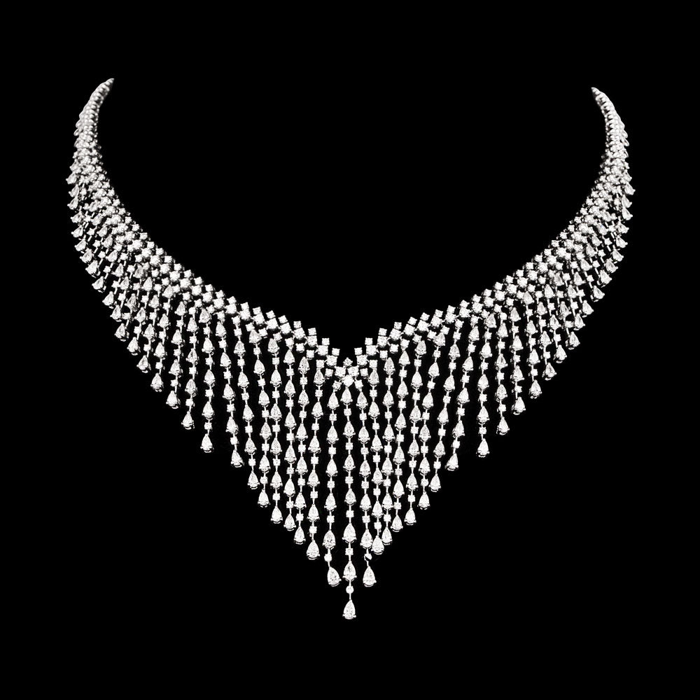 18K White Gold Diamond Necklace - 22.67ct VVS-VS-EF