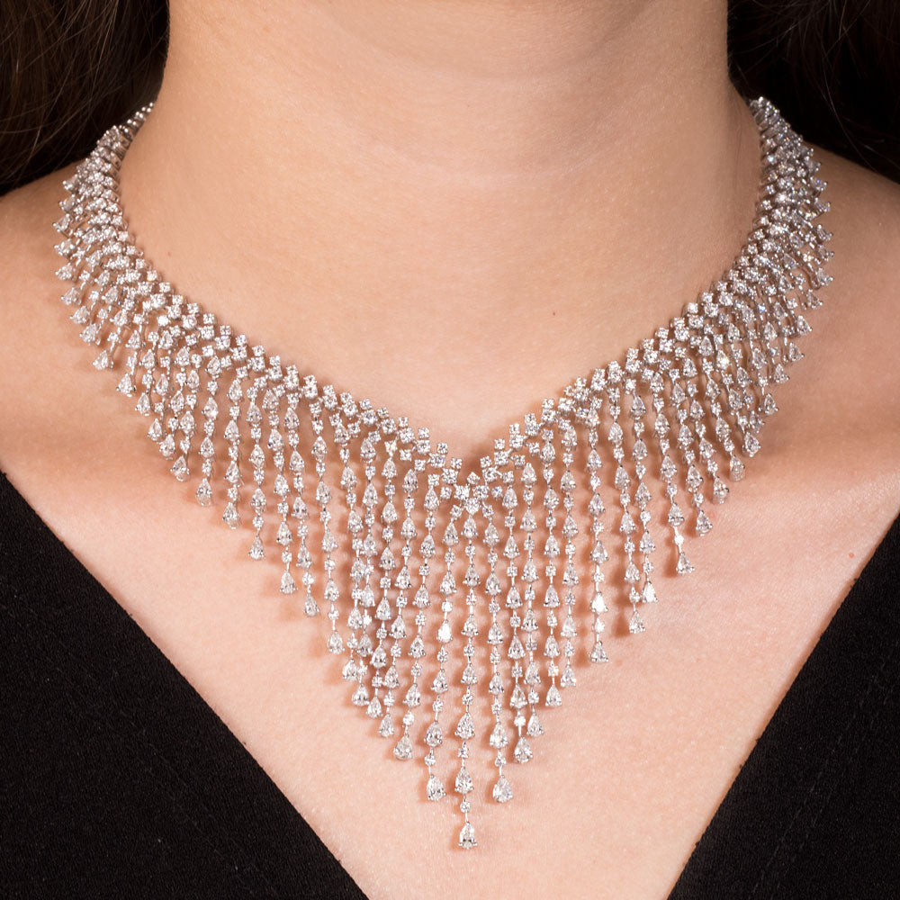 18K White Gold Diamond Necklace - 22.67ct VVS-VS-EF