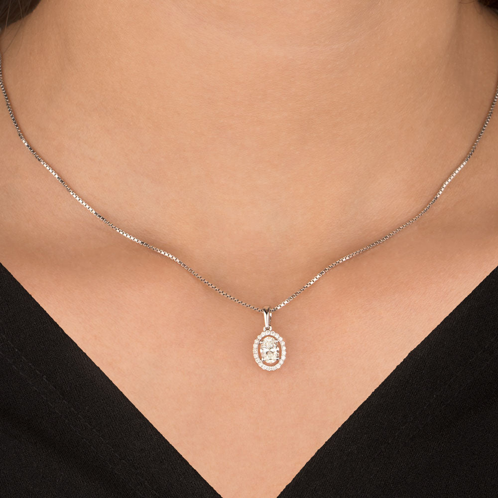 18K White Gold Diamond Pendant - 0.55ct SI-IJ