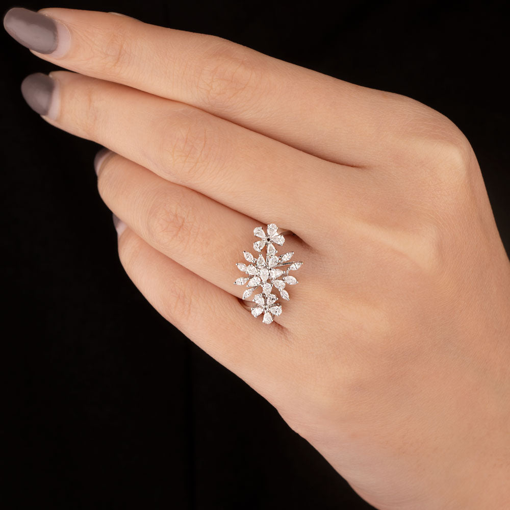 18K White Gold Diamond Ring - 0.785ct VVS-EF
