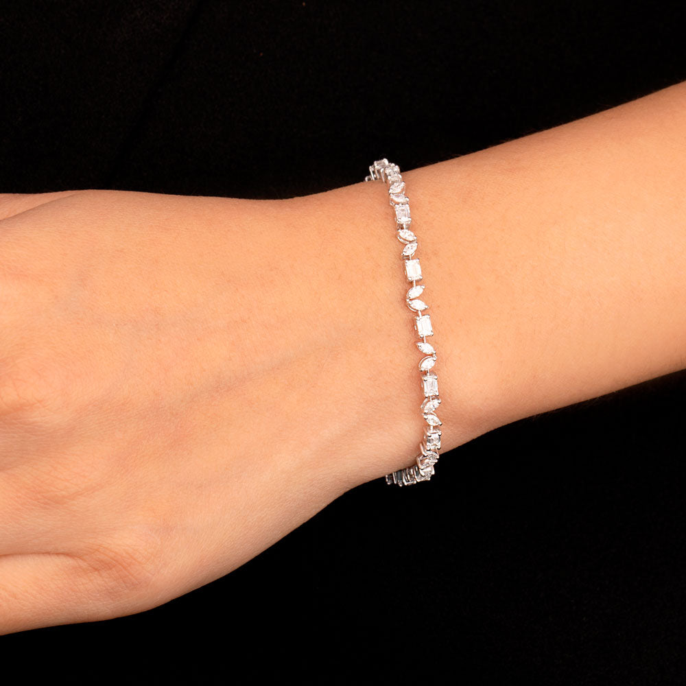 18K White Gold Diamond Bracelet - 2.005ct VVS-EF