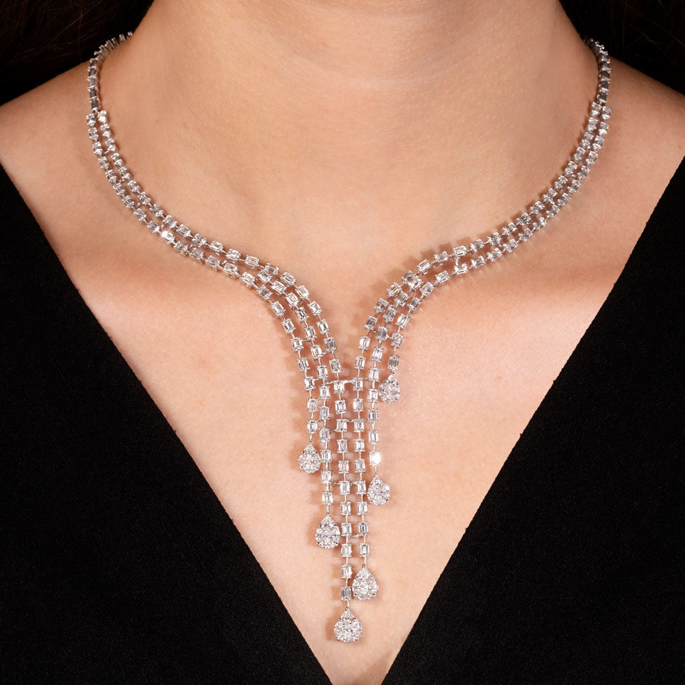 18K White Gold Diamond Necklace - 14.384ct VVS-EF