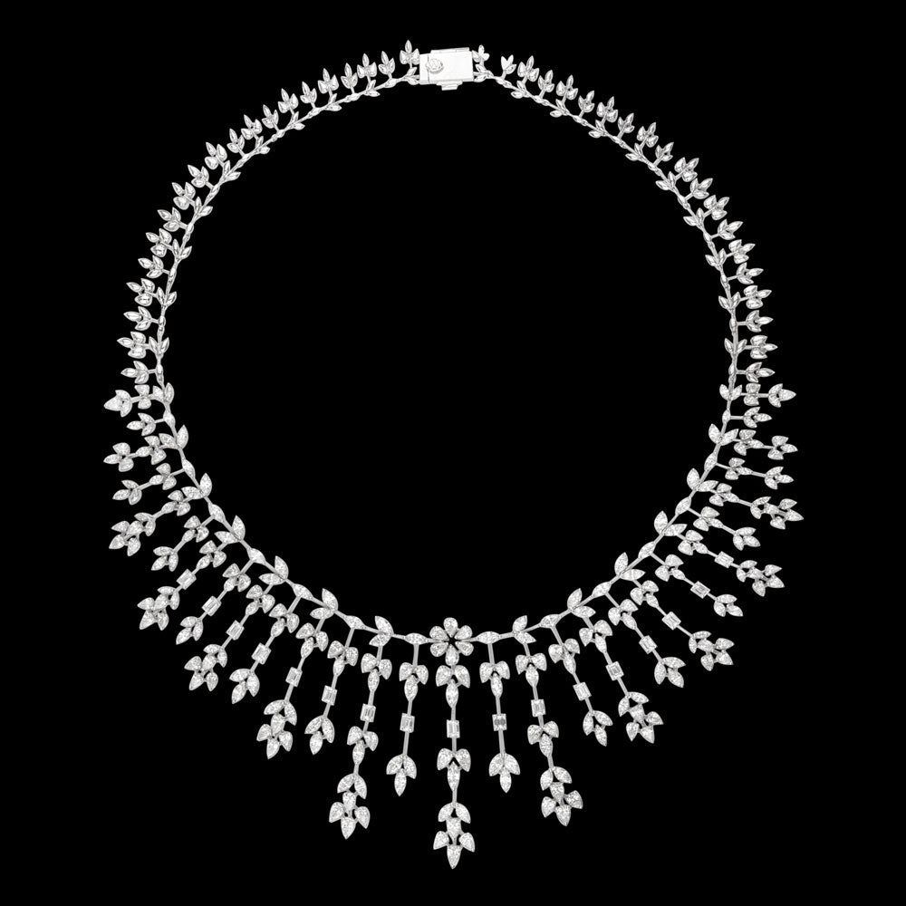 18K White Gold Diamond Necklace - 18.565ct VVS-VS-FG