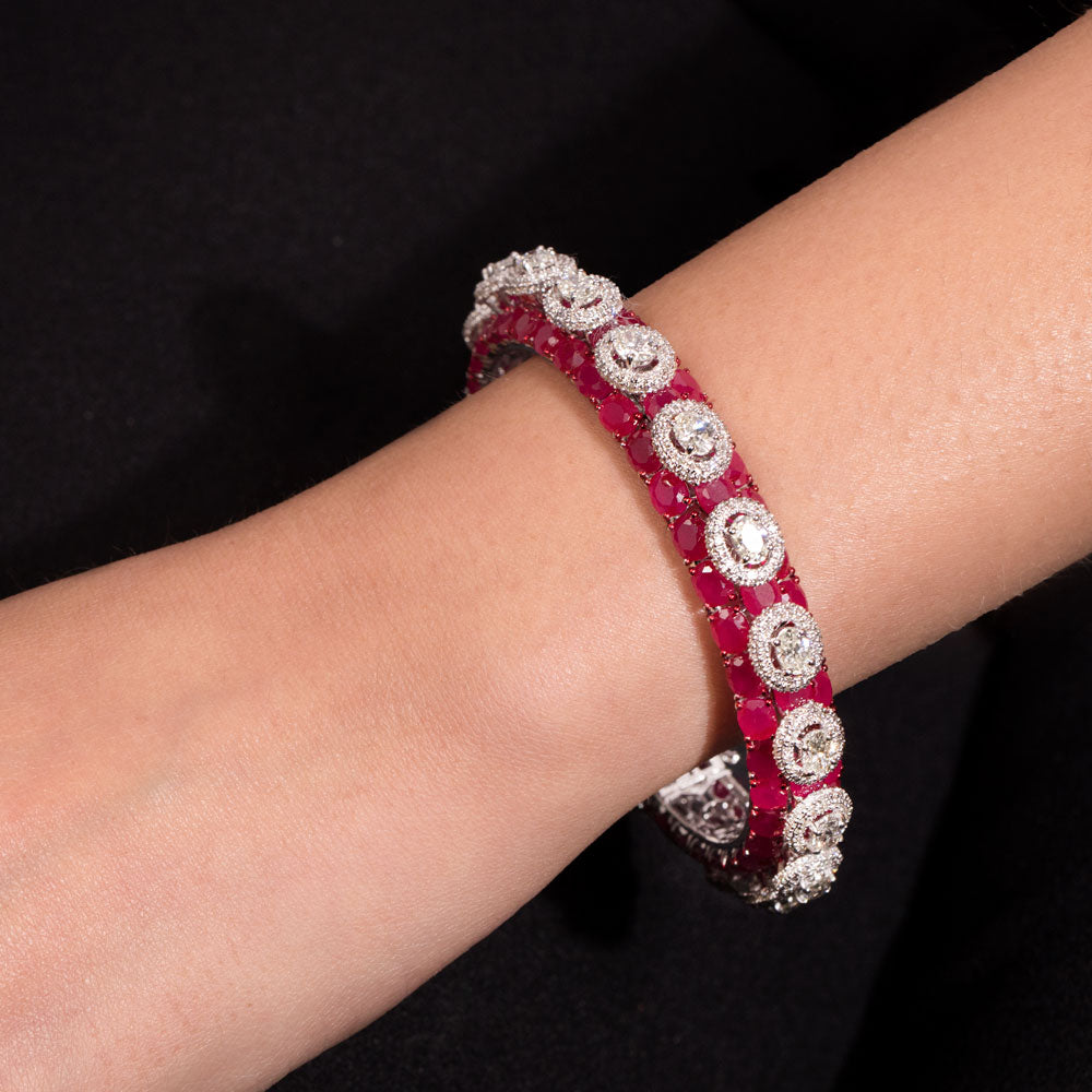 18K White Gold Diamond Bangle - 10.77ct VS-SI-IJ with Colour Stones