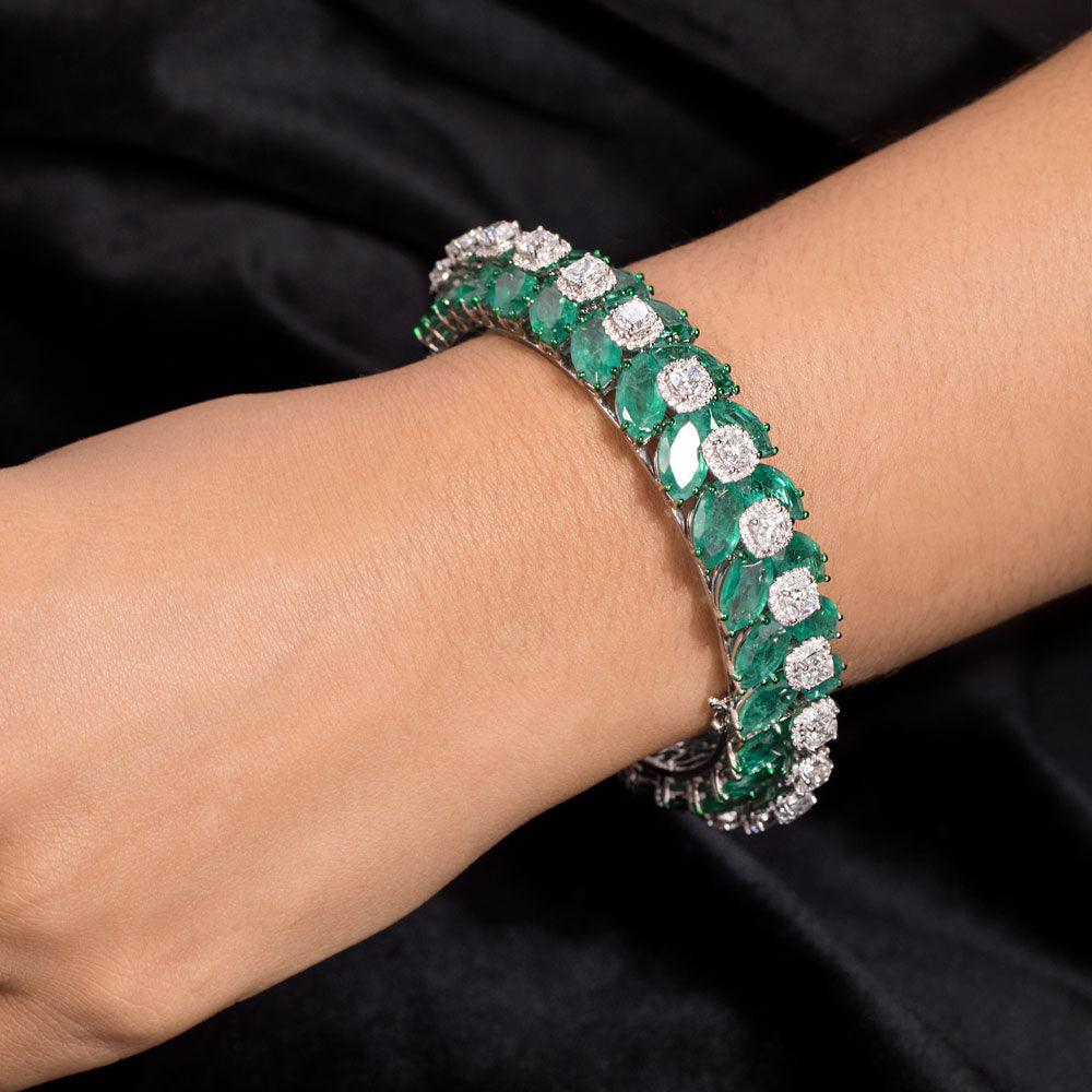 18K White Gold Diamond Bangle - 13.73ct VS-SI-EF with Colour Stones
