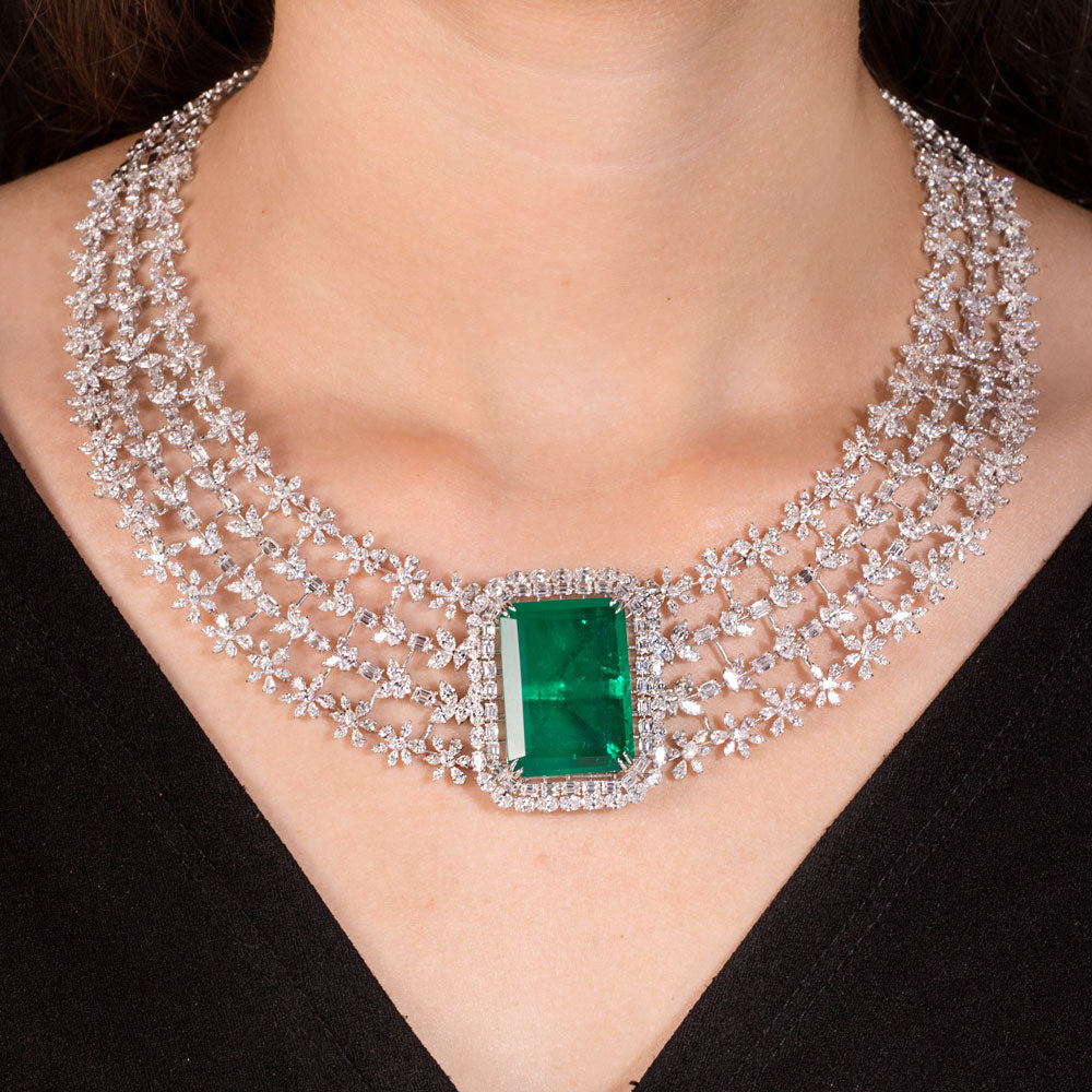 18K White Gold Diamond Necklace - 36.25ct VVS-EF with Colour Stones