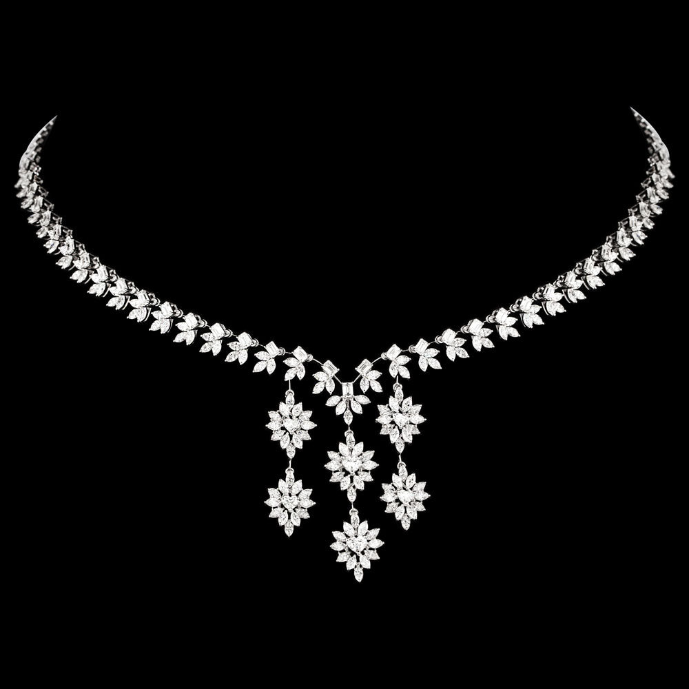 18K White Gold Diamond Necklace - 11.27ct VVS-EF