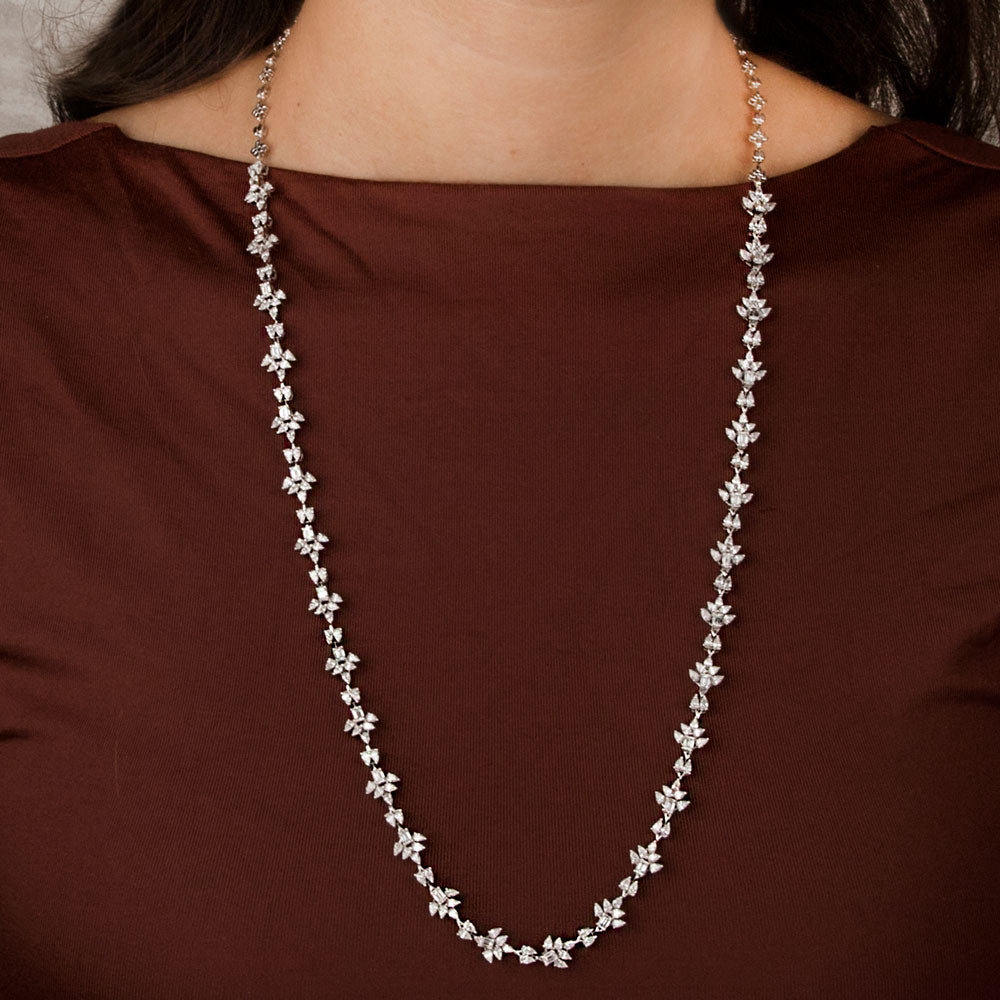 18K White Gold Diamond Necklace - 10.26ct VVS-VS-EF