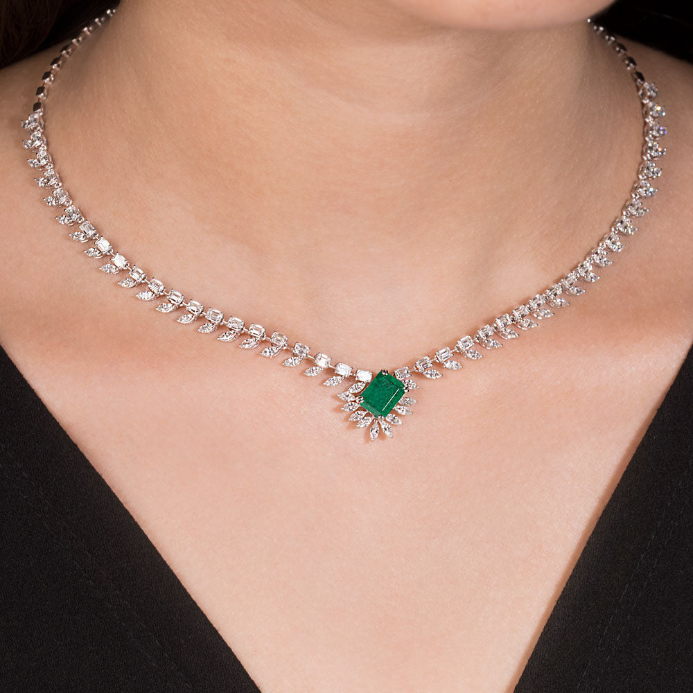 18K White Gold Diamond Necklace - 6.52ct VVS-EF with Colour Stones