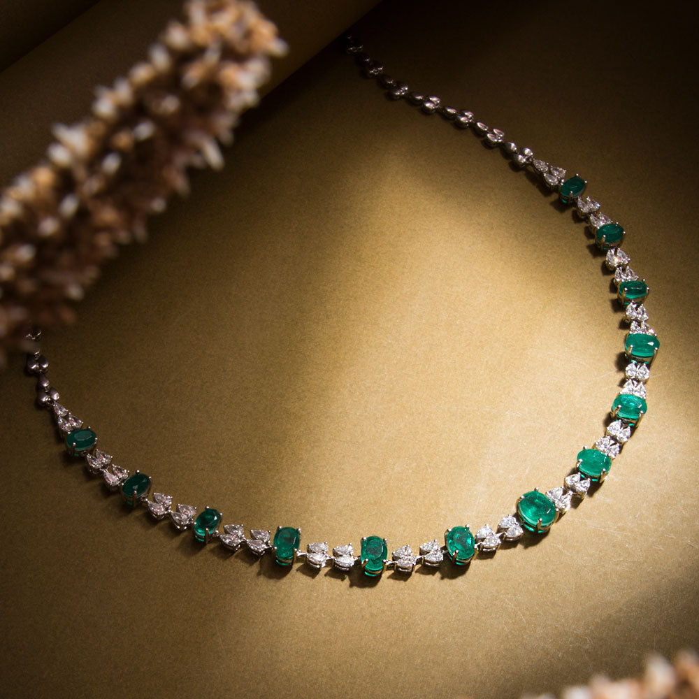 18K White Gold Diamond Necklace - 4.06ct VVS-EF with Colour Stones