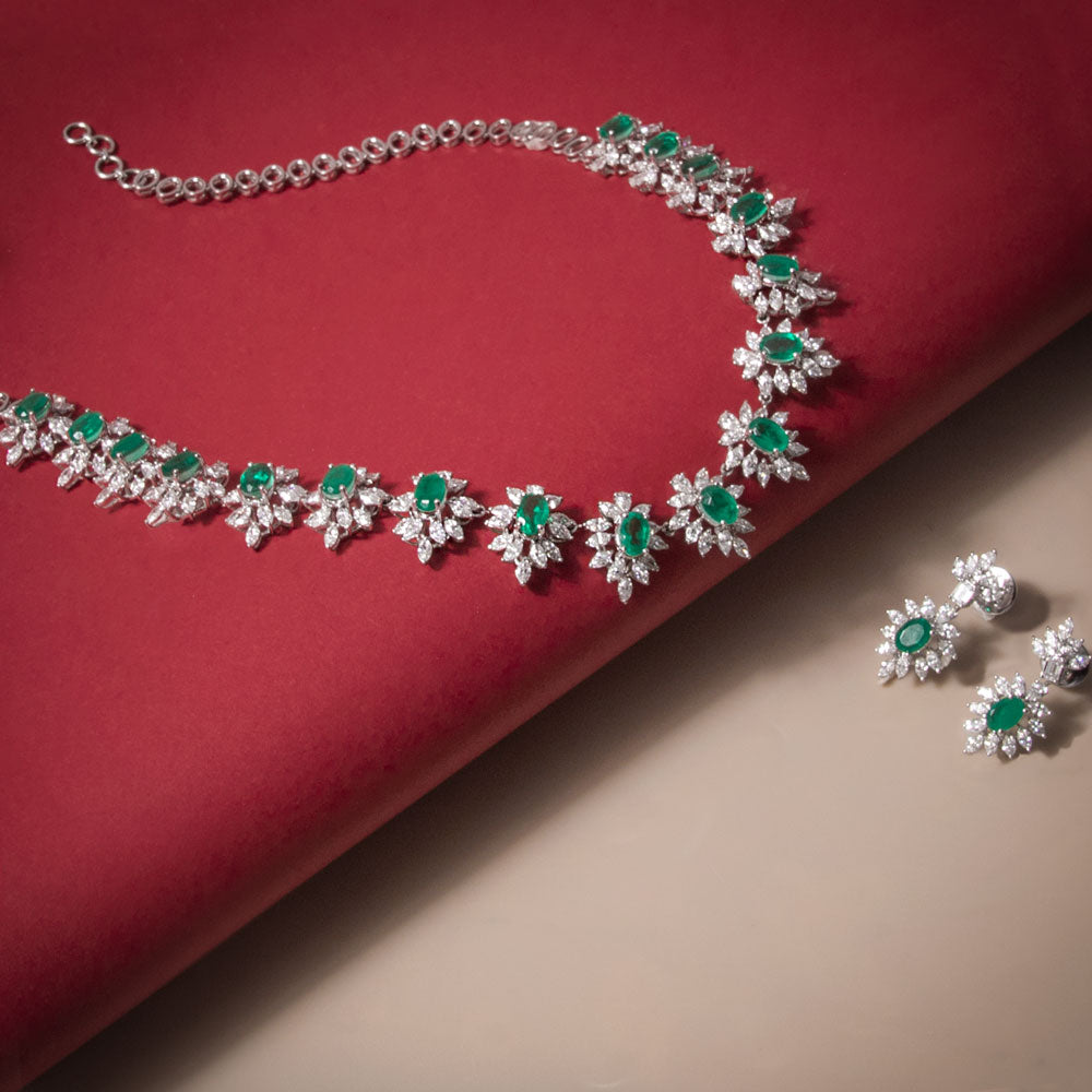 18K White Gold Diamond Necklace - 9.39ct VVS-EF with Colour Stones