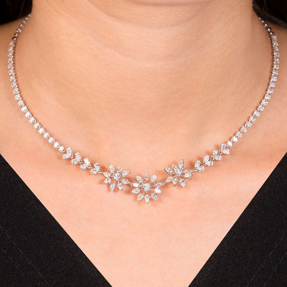 18K White Gold Diamond Necklace - 4.59ct VVS-EF