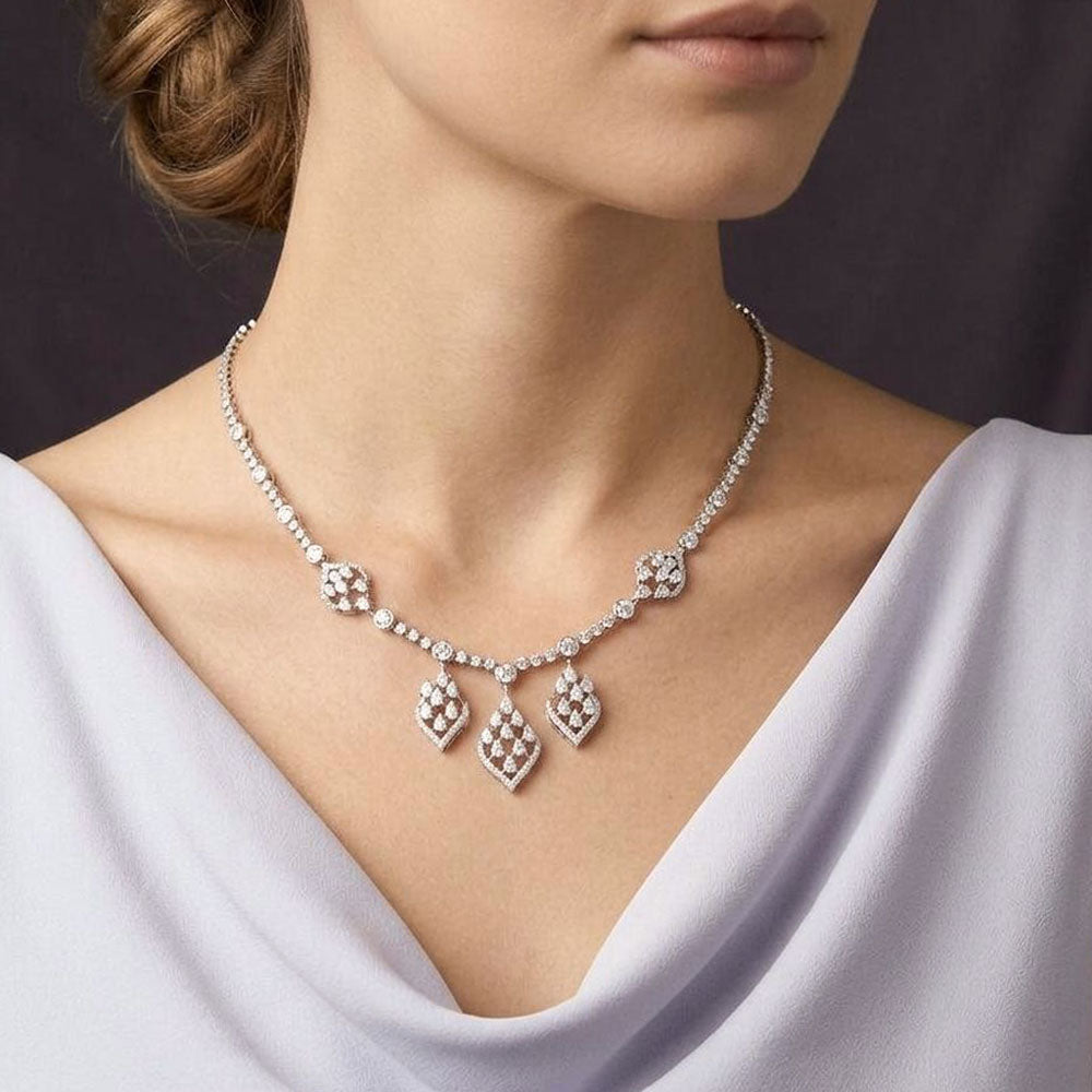 18K White Gold Diamond Necklace - 3.783ct VVS-EF